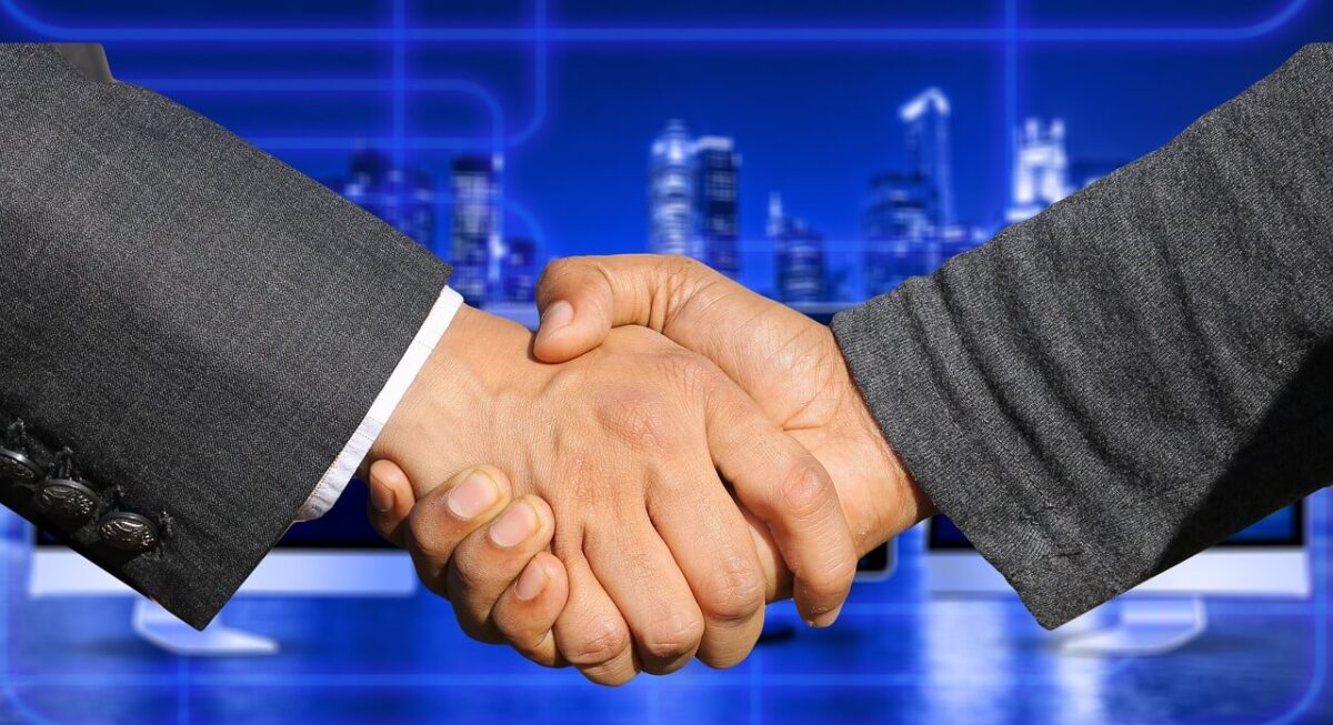 partnership handshake for backlink building